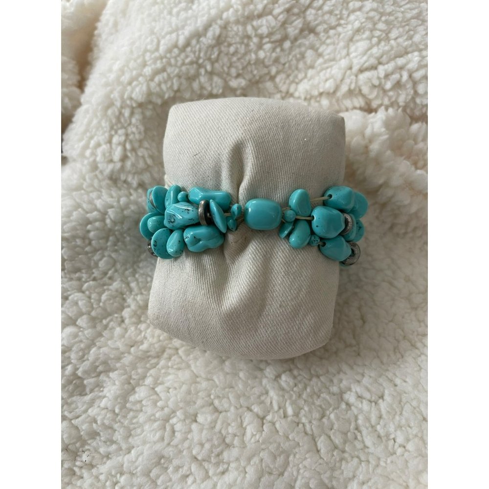 Faux Turquoise 3-Strand Beaded Stretch Bracelet - Picture 6 of 8